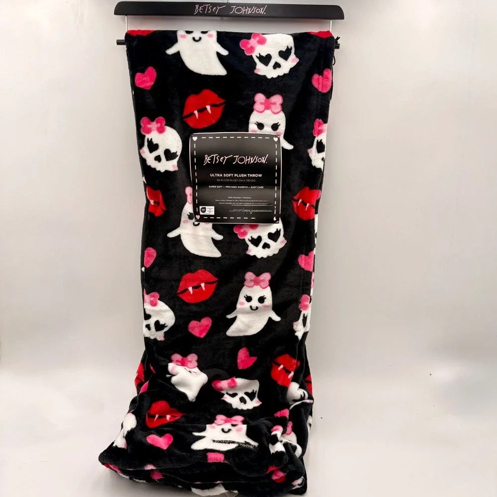 Betsey Johnson Halloween Ghost Skull Vampire Lips Plush Throw Blanket 50x70